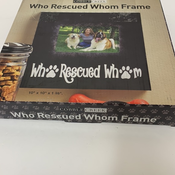 Cobble Creek | Who Rescued Whom Dog Pet Picture Frame | Distressed Wooden Frame - Picture 2 of 9